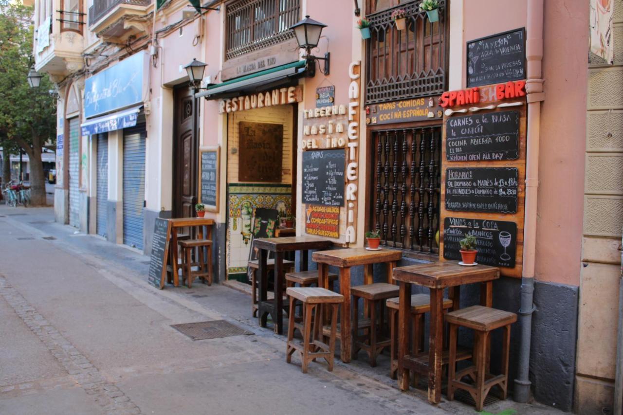 Hotspot Valencia Hostel ภายนอก รูปภาพ