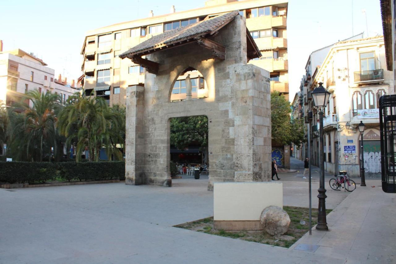Hotspot Valencia Hostel ภายนอก รูปภาพ